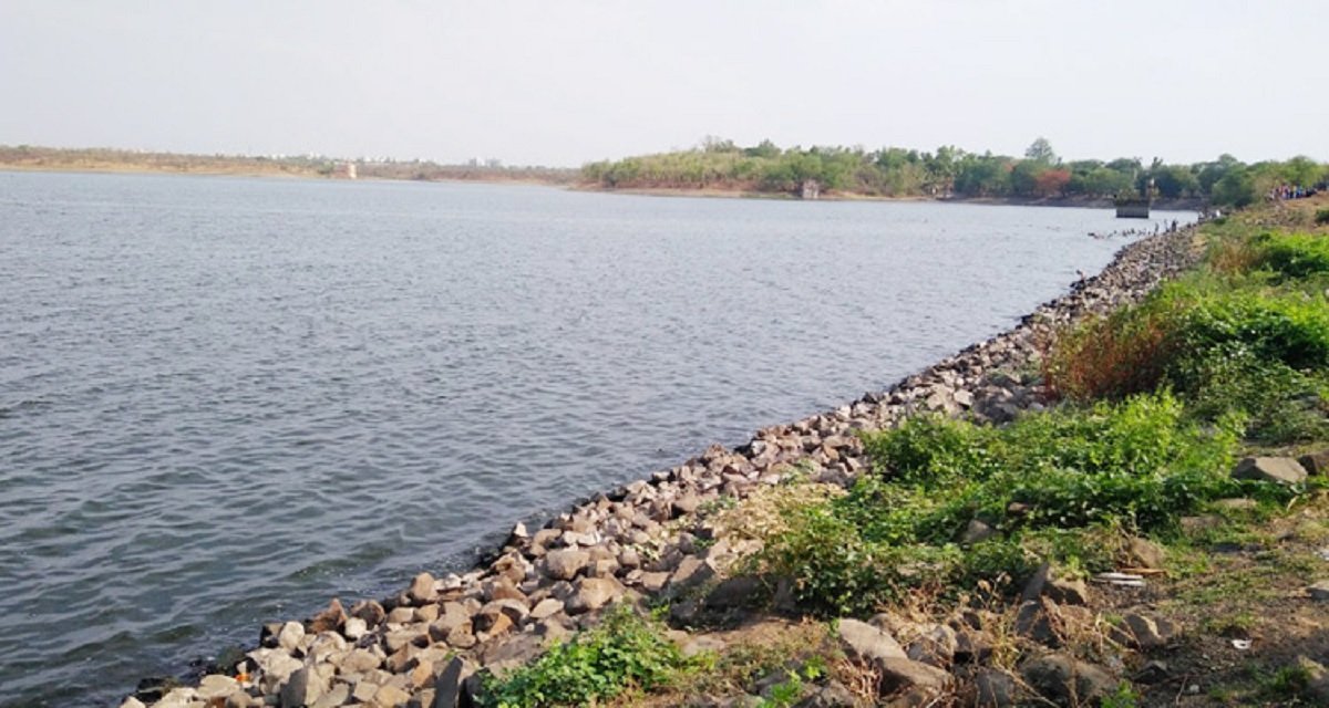 Maharashtra Famous Lake : તમારા પરિવાર સાથે મહારાષ્ટ્રના આ પ્રખ્યાત તળાવોની મુલાકાત લો, ઉનાળામાં અહીં ફરવાની મજા જ અલગ છે https://www.pravinews.com/travel-news/explore-these-famous-lakes-of-maharashtra-with-your-family-7596