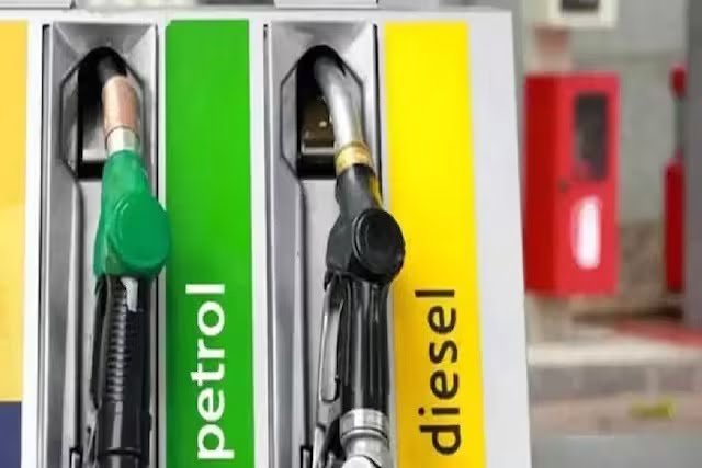 Petrol-Diesel Price Today: ઓઈલ કંપનીઓએ પેટ્રોલ અને ડીઝલના નવા ભાવ કર્યા જાહેર, જાણો નવો ભાવ https://www.pravinews.com/business/petrol-diesel-price-today-21-may-2024-tuesday-check-latest-fuel-price-in-your-cities-8998