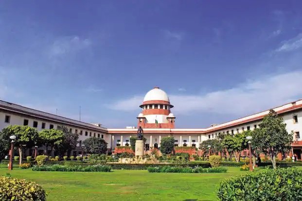 Supreme Court: પાકમાં જંતુનાશકોના ઉપયોગથી દેશભરમાં થાય છે મૃત્યુ? કેન્દ્ર પાસેથી સુપ્રીમ કોર્ટે માંગ્યો જવાબ https://www.pravinews.com/world-news-in-gujarati/supreme-court-seeks-centre-response-on-plea-alleging-overuse-of-pesticides-in-food-8662