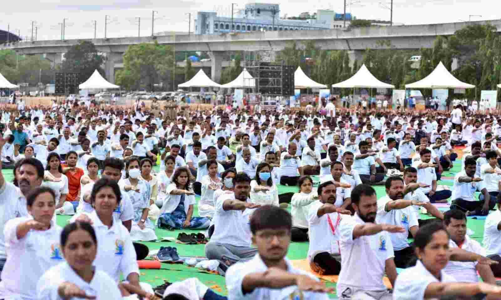 International Yoga Day : ૨૧મી જૂને ૧૦મો આંતરરાષ્ટ્રીય યોગ દિવસ બનાસકાંઠાના સરહદી ગામ નડાબેટમાં યોજાશે https://www.pravinews.com/gujarat-news/international-yoga-day-on-21st-june-the-10th-international-yoga-day-will-be-held-in-nadabet-a-border-village-of-banaskantha-13611