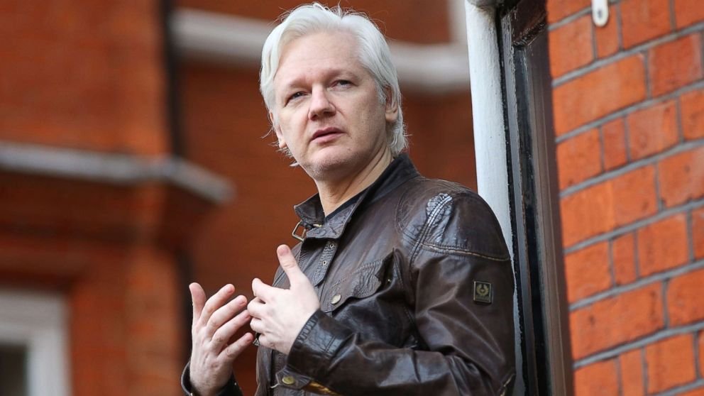 Julian Assange: 5 વર્ષ પછી બ્રિટિશ જેલમાંથી બહાર આવ્યા વિકિલિક્સના સ્થાપક, આ કારણથી મળી જેલથી મુક્તિ https://www.pravinews.com/international-news/julian-assange-released-from-uk-jail-after-5-years-released-after-a-deal-14975