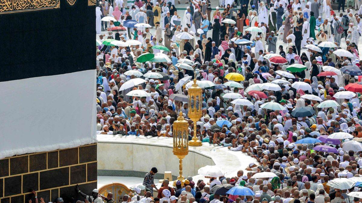 Hajj Pilgrims Death: હજ પર ગયેલા 98 ભારતીયોના થયા મોત, 1 લાખ 75 હજાર લોકો ગયા હતા મક્કા https://www.pravinews.com/international-news/hajj-pilgrims-death-98-indians-who-went-on-hajj-died-1-lakh-75-thousand-people-had-gone-to-makkah-14254