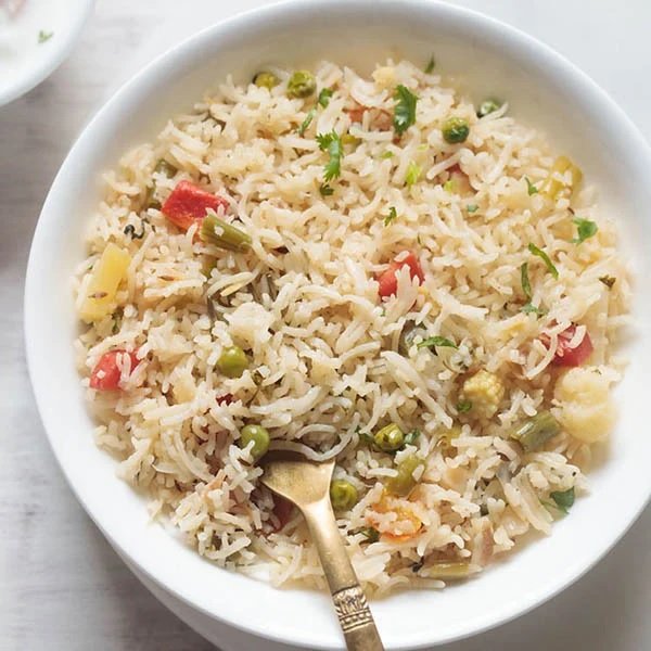 Veg Pulao For Dinner: શોધી રહ્યા છો ડિનર માટે ઝડપી અને સ્વાદિષ્ટ ડિનર રેસિપી, તો જરૂર ટ્રાય કરો વેજ પુલાવ, નોંધી લો સરળ રેસીપી. https://www.pravinews.com/food/how-to-make-veg-pulao-recipe-for-dinner-quick-and-easy-pulao-recipe-13416