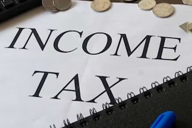 Income Tax : ITR ફાઇલ કરતી વખતે... ક્યાંક તમે તો HRAના દાવોને લઈને નથી કરી રહ્યા ને આવી ભૂલ, ભરવો પડી શકે છે https://www.pravinews.com/business/income-tax-return-claiming-false-hra-during-file-itr-know-how-this-more-expensive-for-you-14387