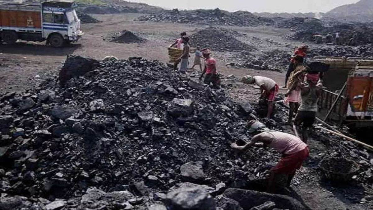 Coal Production : કોલસાના ઉત્પાદનમાં આત્મનિર્ભર બનવાની તૈયારી, પણ રસ્તો સરળ નથી બનશે મુશ્કેલીઓ ભર્યો https://www.pravinews.com/business/india-preparing-to-become-self-sufficient-in-coal-production-12523