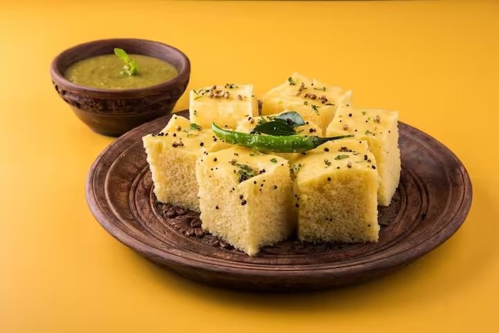 Gujarati Dish: નાસ્તામાં ટ્રાય કરો આ ખાસ ગુજરાતી વાનગી, તેનો સ્વાદ માણીને તમે થઇ જશો ખુશ https://www.pravinews.com/food/special-tasty-gujarati-dish-for-breakfast-make-it-at-home-13728