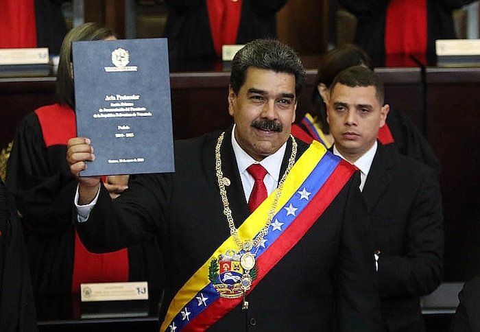 Venezuela President : બસ ડ્રાઈવરથી વેનેઝુએલાના રાષ્ટ્રપતિ બનેલ માદુરો કેવી રીતે બન્યા સત્ય સાંઈ બાબાના ભક્ત https://www.pravinews.com/world-news-in-gujarati/from-bus-driver-to-venezuela-president-nicholas-maduro-how-became-satya-sai-baba-devotee-25875