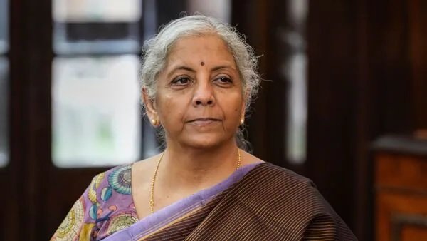 Nirmala Sitaraman: નિર્મલા સીતારમણે રજૂ કર્યા આ આંકડા https://www.pravinews.com/world-news-in-gujarati/nirmala-sitharaman-says-central-transfers-to-karnataka-have-increased-substantially-25043