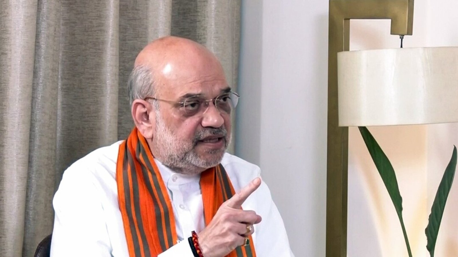 Amit Shah : 'આજે દેશ માટે મરવાનો સમય નથી,' અમિત શાહે લોકોને આવી ભાવનાત્મક અપીલ કરી https://www.pravinews.com/gujarat-news/today-it-is-not-time-to-die-for-the-country-amit-shah-made-this-emotional-appeal-to-the-people-18060