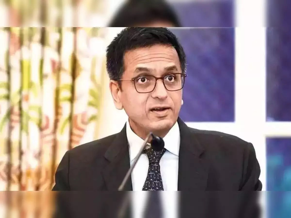 CJI Chandrachud: ચંદ્રચુડે જામીન અરજી અંગે કેમ કહી આ વાત? https://www.pravinews.com/world-news-in-gujarati/cji-dy-chandrachud-said-stop-playing-safe-use-common-sense-on-bail-petitions-to-judges-25041