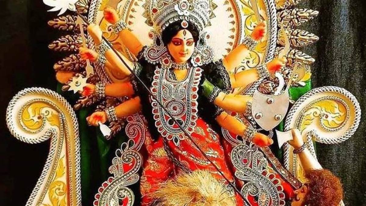 Shardiya Navratri 2024: ઓક્ટોબર મહિનામાં શારદીય નવરાત્રી ક્યારે આવે છે? ચોક્કસ તારીખ અને શુભ સમય નોંધો https://www.pravinews.com/religion/when-is-shardiya-navratri-starting-note-date-time-shubh-muhurat-ghatasthapana-muhurat-and-navratri-calendar-kyare-che-shardiya-navratri-31342