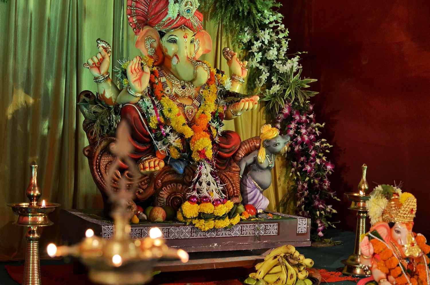 Ganesh Chaturthi 2024: ગણેશ મહોત્સવ ક્યારે શરૂ થશે?જાણો સ્થાપના, પૂજા અને વિસર્જનનો સમય https://www.pravinews.com/religion/astrology/when-is-ganesh-chaturthi-in-september-2024-know-exact-date-and-time-for-installation-and-immersion-32486