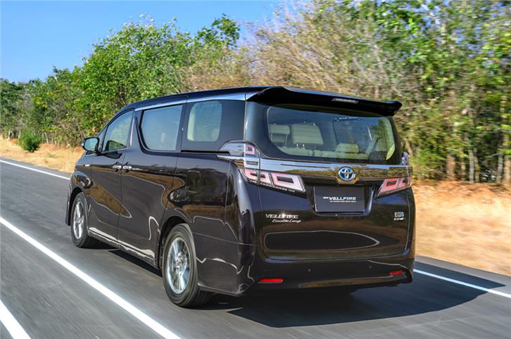 Toyota Vellfire ખરીદવા માટે કેટલી ડાઉન પેમેન્ટની જરૂર છે? EMI ની સંપૂર્ણ વિગતો જાણો https://www.pravinews.com/automobile/toyota-vellfire-price-on-emi-calculator-and-down-payment-how-to-buy-car-on-loan-83479